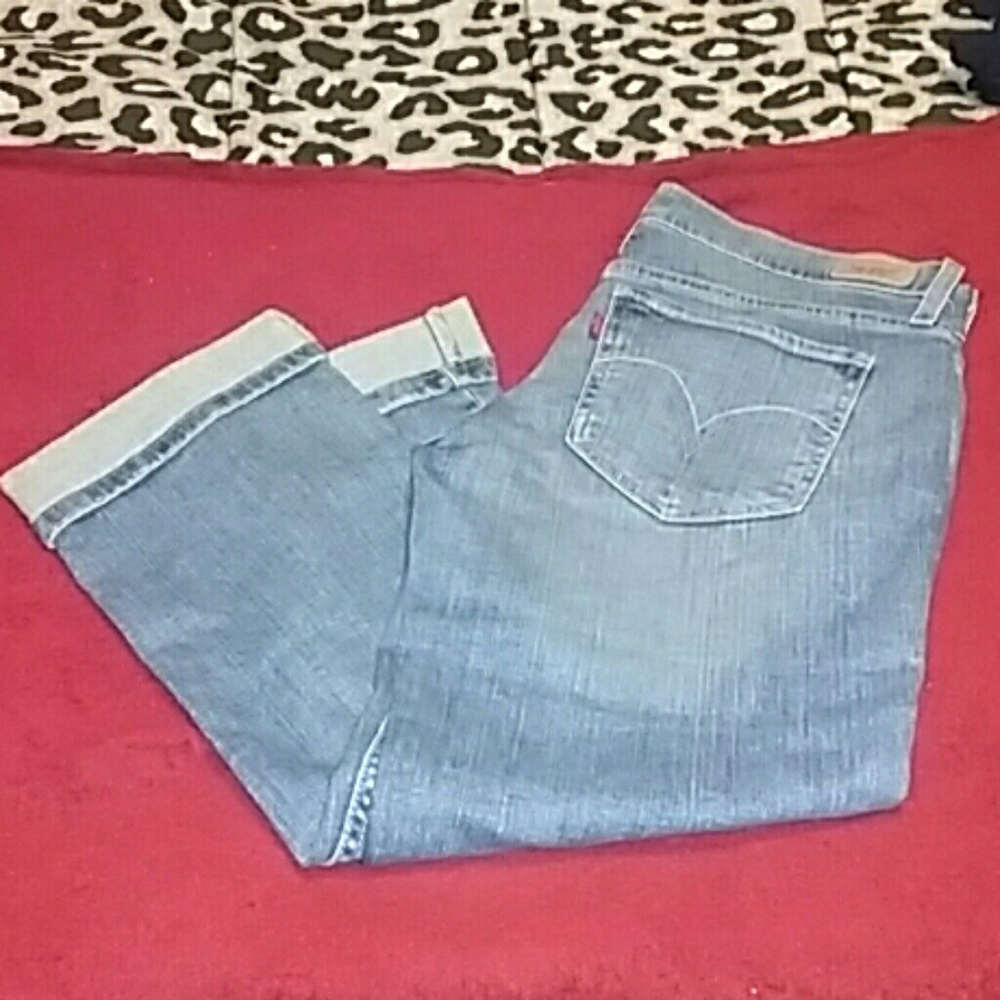 Levi's Stretch Capri Jeans Sz 11-$8